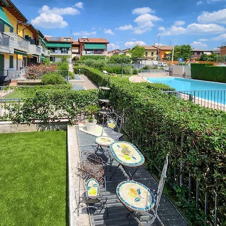 Apartamento 2 Bedroom Amazing In Sandra